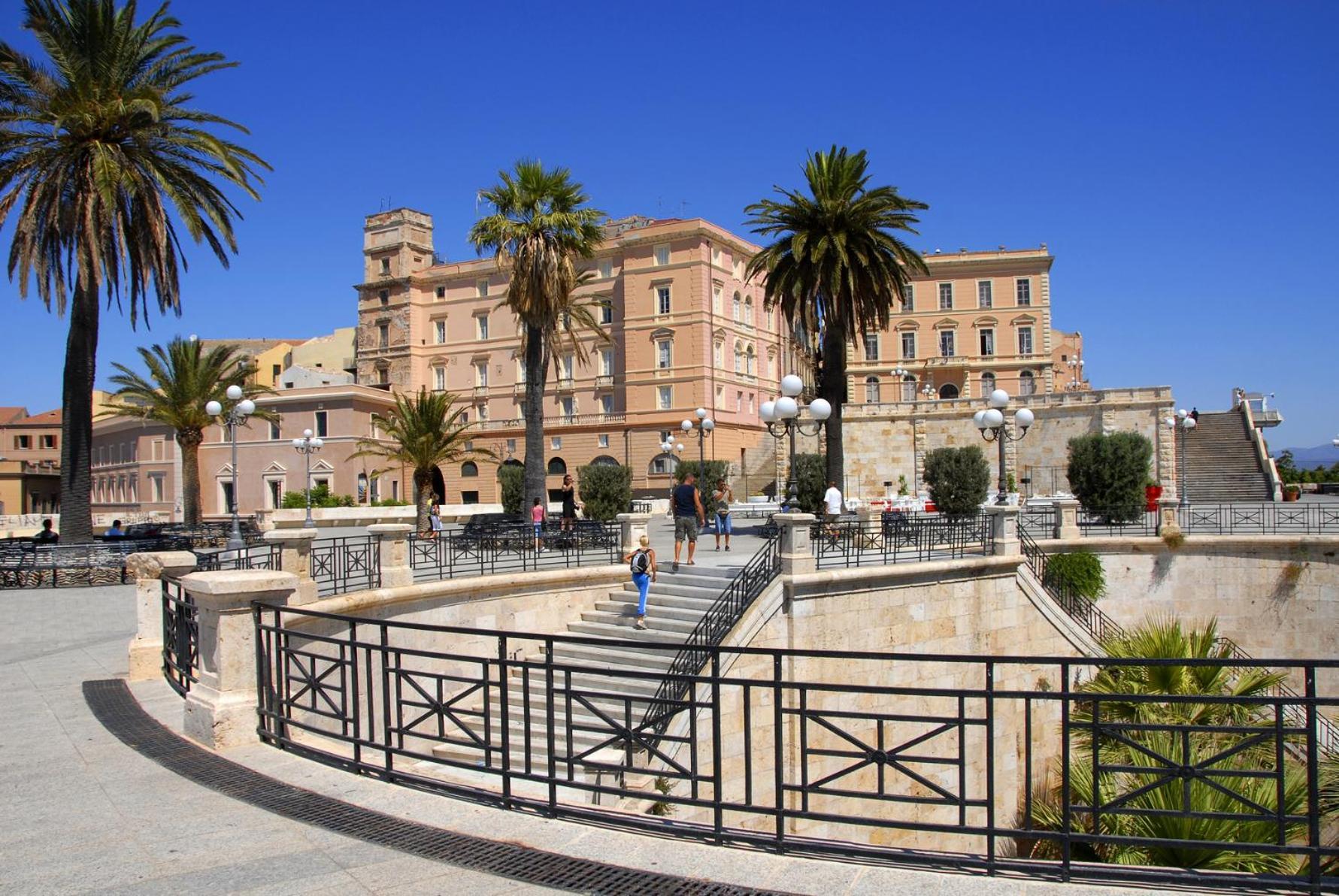 Centro Storico Lovely House R9345 Cagliari Extérieur photo